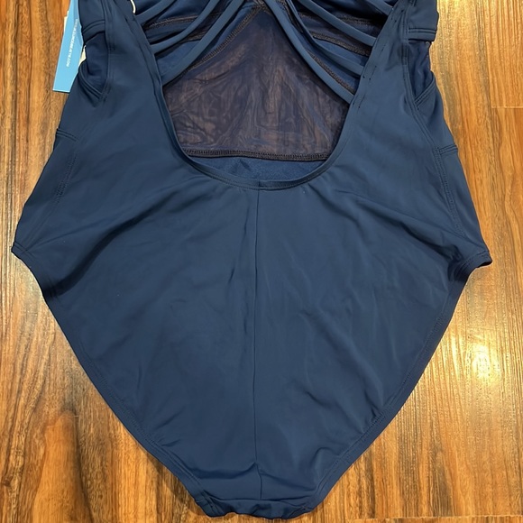 Bleu Rod Beattie Don’t Mesh Wit Me One Piece - Picture 9 of 11